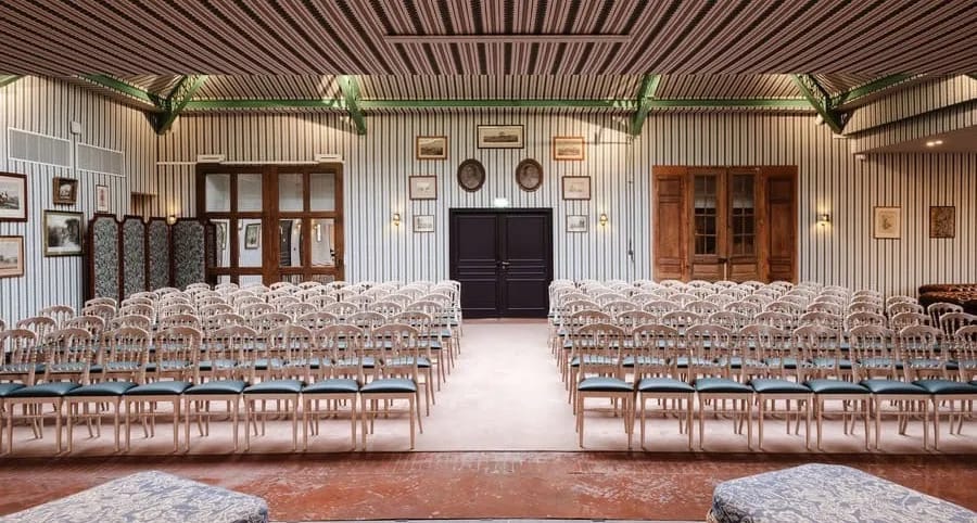 Ancienne Abbaye Cistercienne en Vallée de Chevreuse - salle de réunion 10