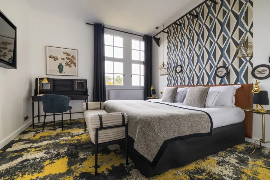 Grand Château de style Anglo-Normand à Chantilly - chambre 1