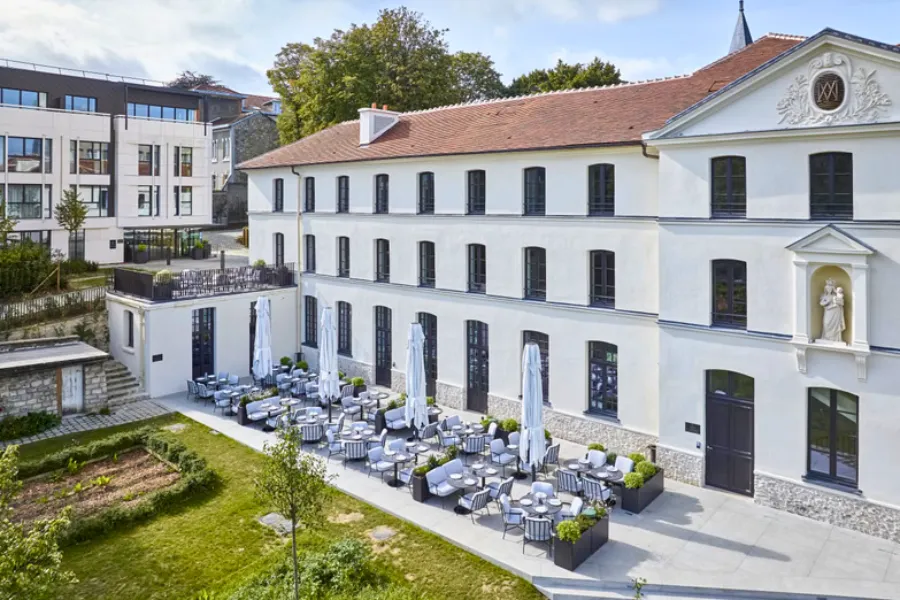 Domaine Historique de Luxe aux Portes de Paris - salle de réunion 1